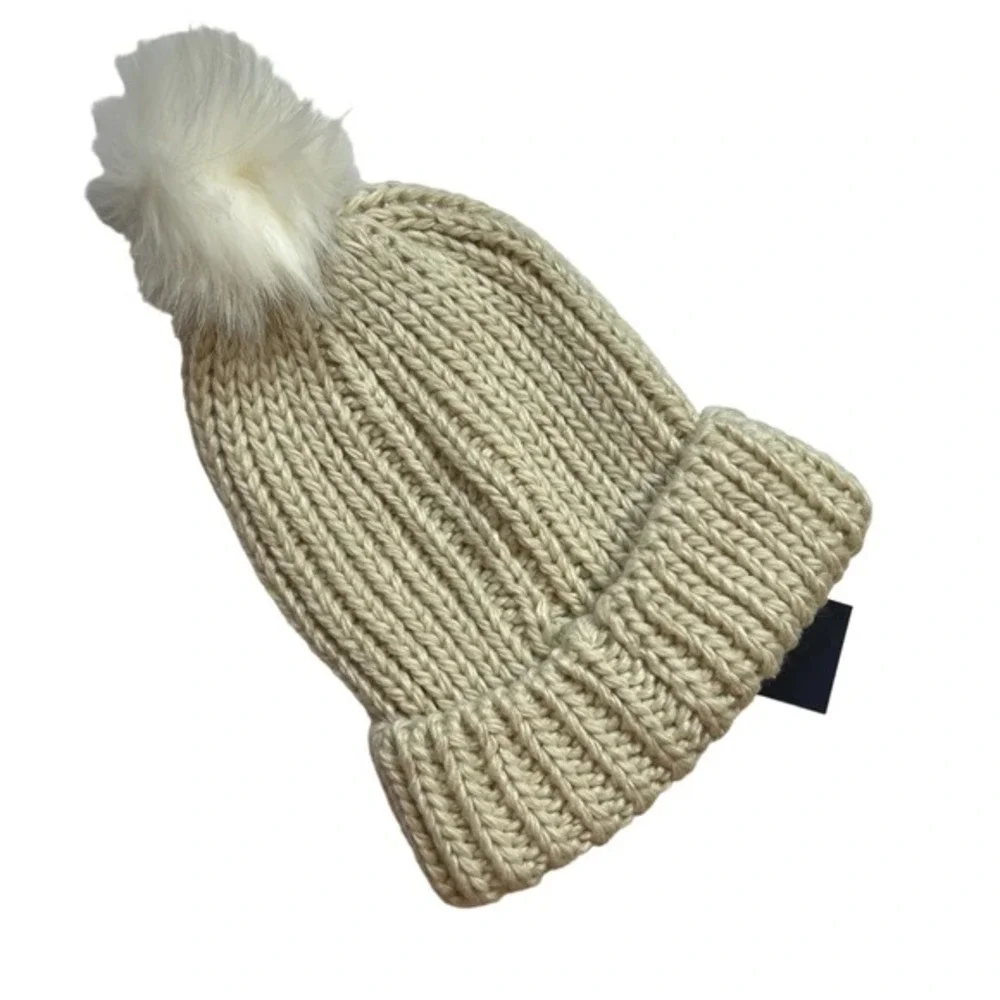 Hat Attack Bryce Beanie with Removable Pom‎ New Ivory